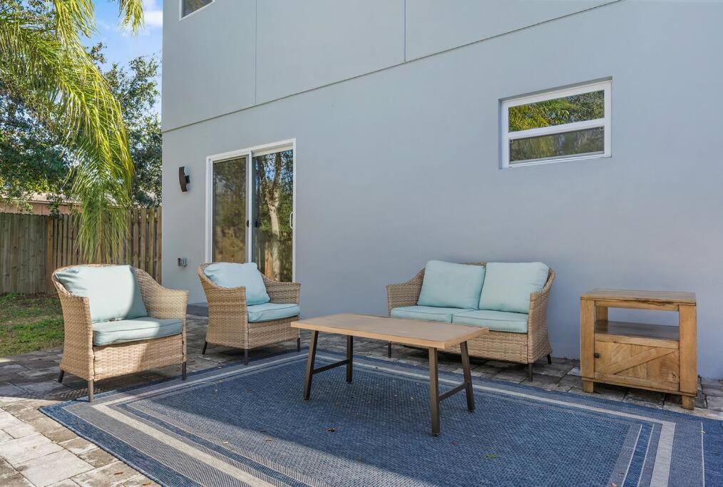 Florida Getaway With Backyard Pool Oasis Villa Sarasota Exteriör bild