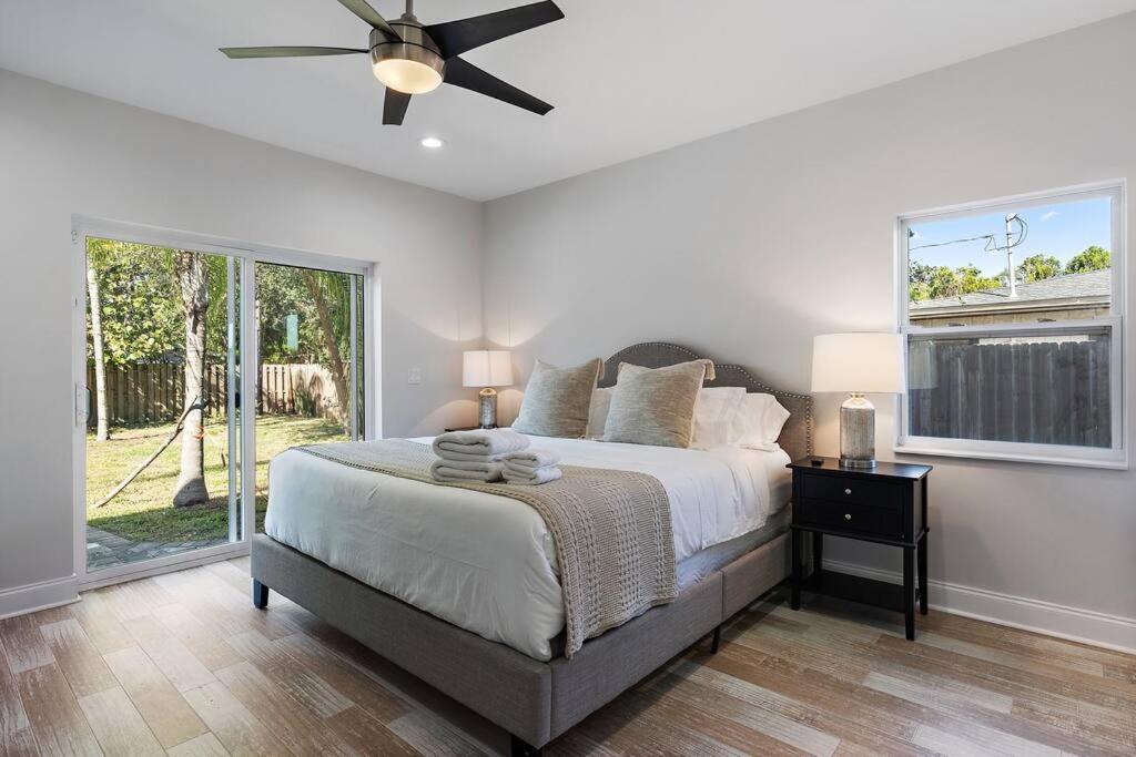 Florida Getaway With Backyard Pool Oasis Villa Sarasota Exteriör bild