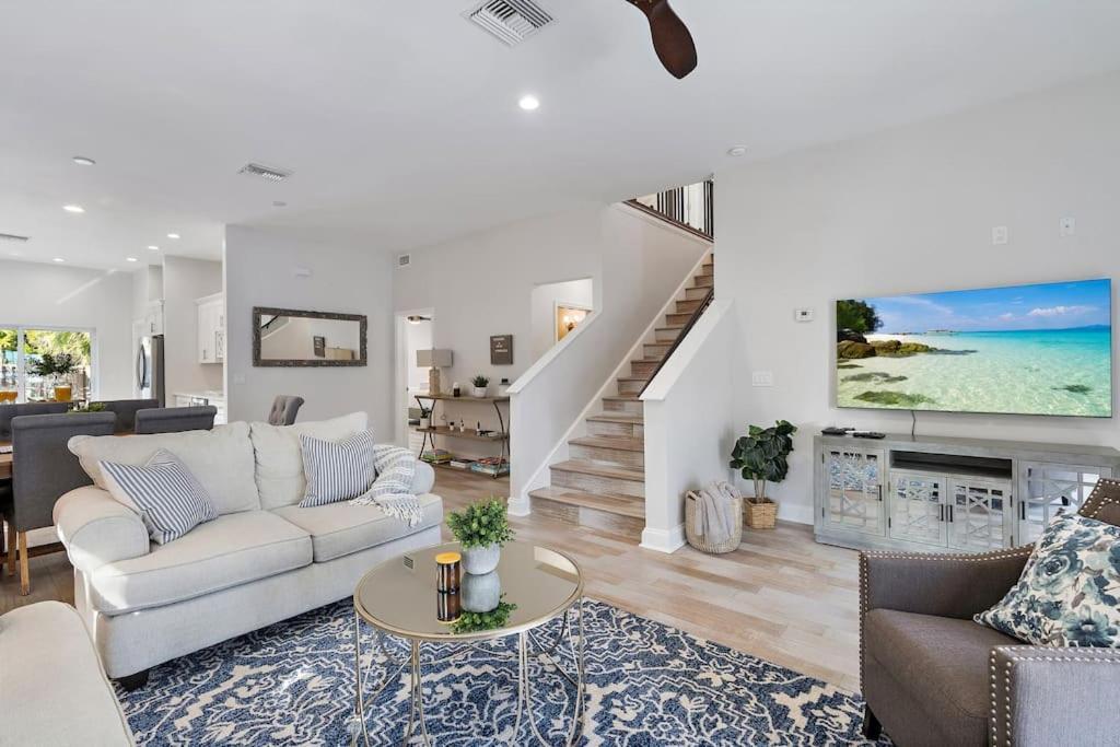 Florida Getaway With Backyard Pool Oasis Villa Sarasota Exteriör bild